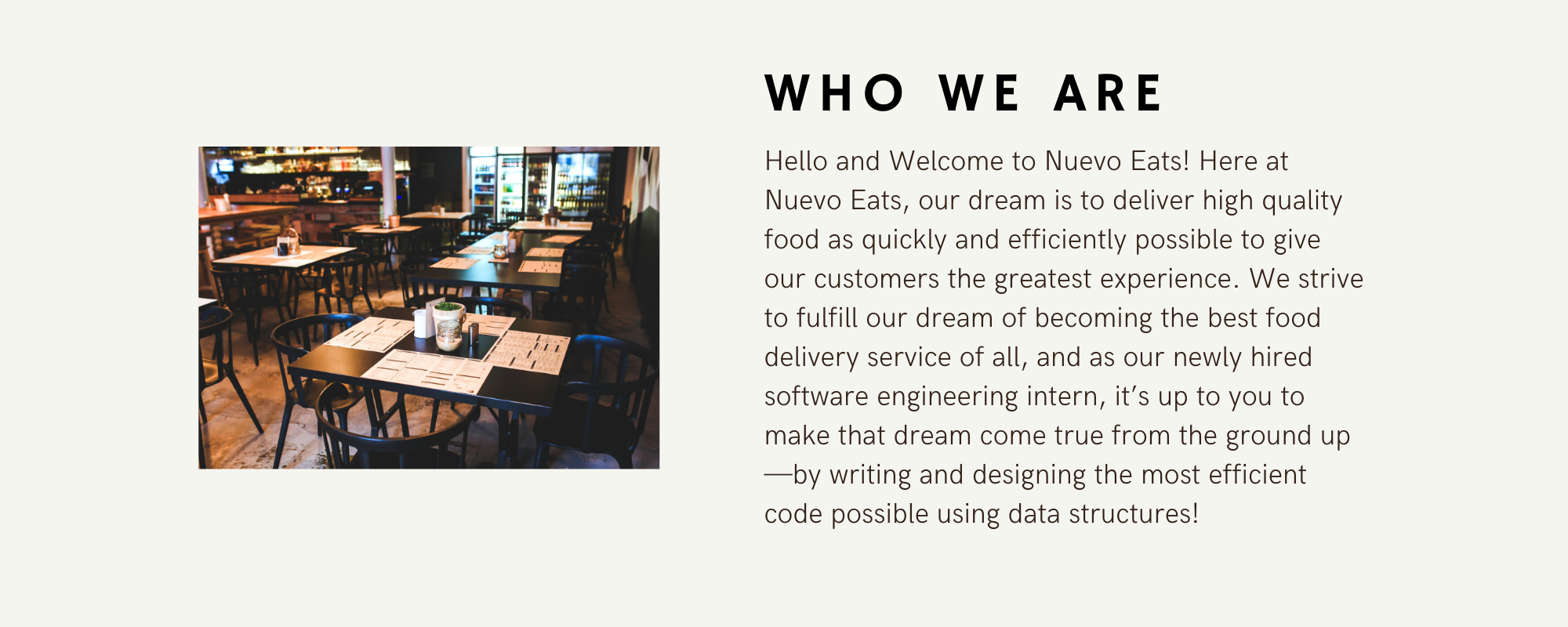 Restaurante pronto para receber clientes.